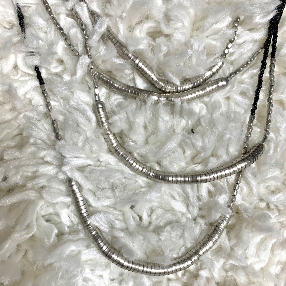 Long necklace - Picture 2 of 4